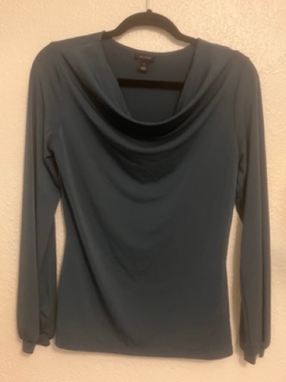 Halogen Blouse Sz M Slate Blue Drape Neck Long Sleeve Gathered Cuffs Pre-Owned